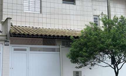 Sobrado Moderno com Piscina, Conceito Aberto e Ampla Área! Aviação