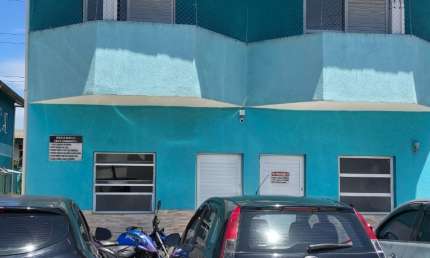 Sobrado Espaçoso com 3 Dormitórios e Vaga de Garagem! Tude Bastos