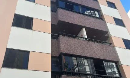 Excelente cobertura dois quartos pituba alameda carrara nascente total