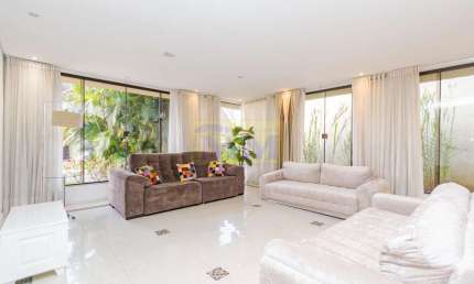 Casa no condomínio Pinefields com 800m² de área construída