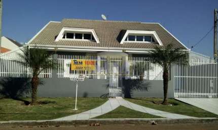 Casa com 4 dormitórios à venda com 390m² no bairro Pineville - PINHAIS / PR
