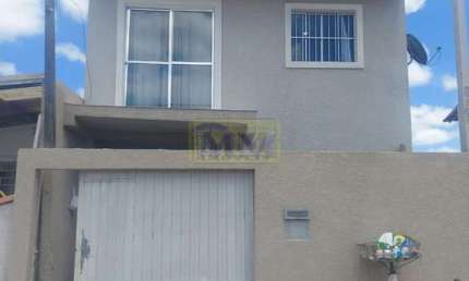 Sobrado com 3 dormitórios à venda com 120m² no bairro Emiliano Perneta - PINHAIS