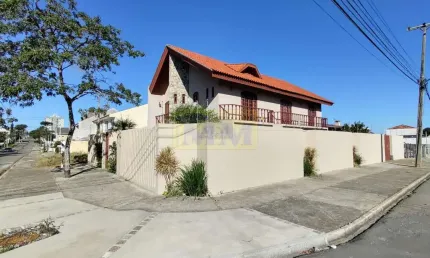 Casa com 4 quartos à venda na Rua Santa Alves Petra, 367, Emiliano Perneta, Pinhais
