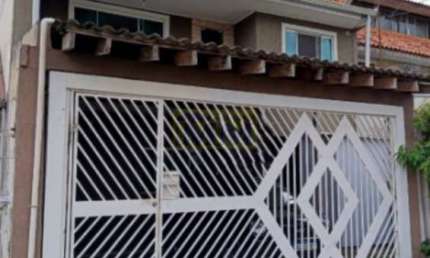 Espaçoso Sobrado Triplex com 4 dormitórios  no Alto Tarumã, Pinhais!