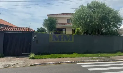 Casa em alvenaria localizada no bairro Alto Tarumã em Pinhais/PR
