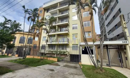 Apartamento 3 quartos sendo 1 suíte no edifício porto nuevo - água verde - curit