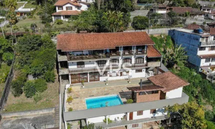 Casa com 6 dormitórios à venda, 700 m² por R$ 1.690.000,00 - Tijuca - Teresópolis/RJ