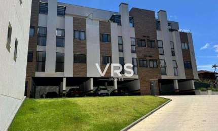 Apartamento com 3 dormitórios à venda, 130 m² por R$ 680.000,00 - Bom Retiro - Teresópolis/RJ