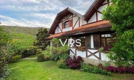 Casa com 6 dormitórios à venda, 461 m² por R$ 1.590.000,00 - Albuquerque - Teresópolis/RJ