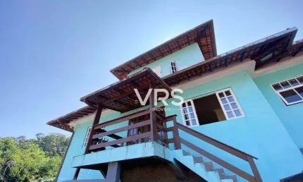 Casa com 3 dormitórios à venda, 176 m² por R$ 750.000,00 - Tijuca - Teresópolis/RJ