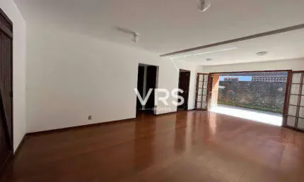 Casa com 2 dormitórios à venda, 134 m² por r$ 590.000,00 - araras - teresópolis/rj