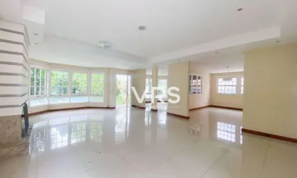 Casa com 5 dormitórios à venda, 341 m² por R$ 2.000.000,00 - Várzea - Teresópolis/RJ