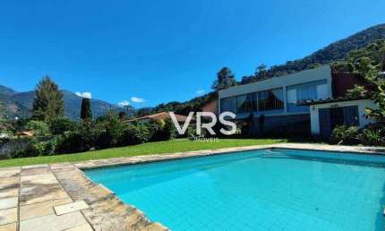 Casa com 3 dormitórios à venda, 161 m² por R$ 1.200.000,00 - Carlos Guinle - Teresópolis/RJ