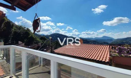 Casa com 3 dormitórios à venda, 102 m² por R$ 449.000,00 - Iucas - Teresópolis/RJ