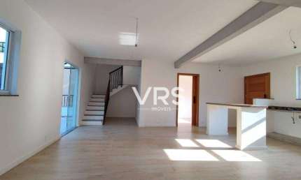 Casa com 4 dormitórios à venda, 203 m² por R$ 820.000,00 - Vargem Grande - Teresópolis/RJ
