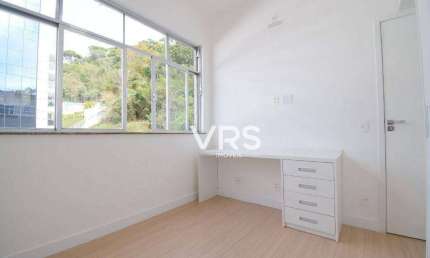 Apartamento com 2 dormitórios à venda, 49 m² por R$ 460.000,00 - Várzea - Teresópolis/RJ
