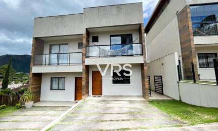 Casa com 2 dormitórios à venda, 117 m² por R$ 595.000,00 - Iucas - Teresópolis/RJ
