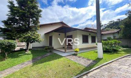 Casa com 3 dormitórios à venda, 140 m² por R$ 985.000,00 - Pimenteiras - Teresópolis/RJ