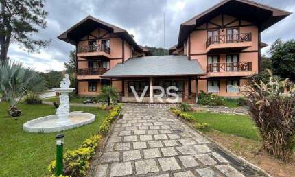 Apartamento com 2 dormitórios à venda, 80 m² por R$ 500.000,00 - Albuquerque - Teresópolis/RJ