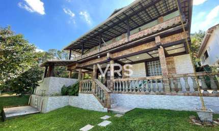 Casa com 4 dormitórios à venda, 315 m² por R$ 1.250.000,00 - Carlos Guinle - Teresópolis/RJ