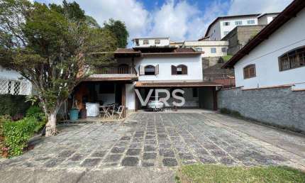 Casa com 3 dormitórios à venda, 238 m² por R$ 1.300.000,00 - Tijuca - Teresópolis/RJ