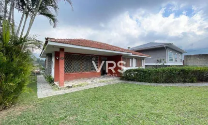 Casa com 3 dormitórios à venda, 222 m² por r$ 1.200.000,00 - caxangá - teresópolis/rj