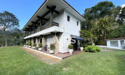 Casa com 5 dormitórios à venda, 609 m² por R$ 3.195.000,00 - Quebra Frascos - Teresópolis/RJ