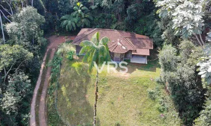 Casa com 3 dormitórios à venda, 92 m² por R$ 450.000,00 - Albuquerque - Teresópolis/RJ
