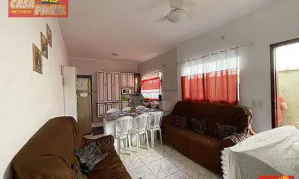 *REGIÃO DE MORADORES* CASA 2 DORMIÓTIOS C/ CHURRASUQIERA A 700 METROS DA PRAIA