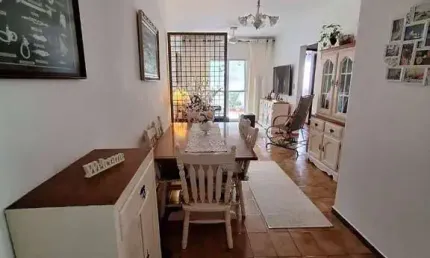 Apartamento 3 quartos, sacada, 150  metros da praia- Centro - Mongaguá/SP