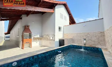 Casa em Mongaguá com piscina 3 quartos 94 m² por R$ 409.900 - Balneário Plataforma