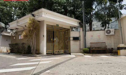 Apartamento com 2 dormitórios à venda, 47 m² por R$ 235.000,00 - Campo Limpo - São Paulo/SP