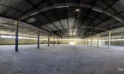 Quadra 02 - Terreno 6.000m², Galpão 3.500m², Entrada do Gama.