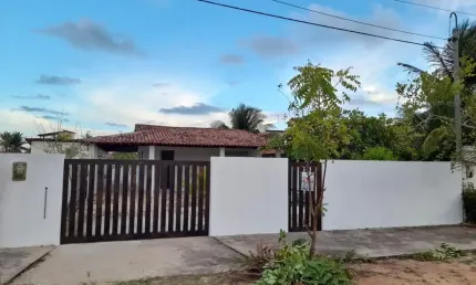 Casa de praia com excelente espaço para vender em Búzios
