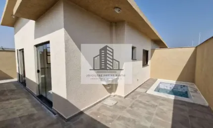 Casa em Condomínio à Venda em Itanhaém-SP - Bairro Cibratel 2: 2 quartos, 1 suíte, 1 sala, 1 banheiro, 1 vaga, 45m².