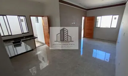 Imperdível oportunidade de adquirir casa com 3 quartos, 1 suíte e 2 vagas de garagem no Jardim Califórnia, Itanhaém-SP!