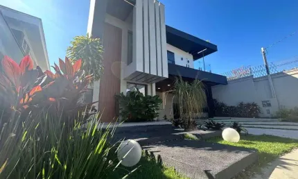 CASA DE ALTO PARÃO NO CONDOMÍNIO SAN MARCO EM TAUBATÉ/SP