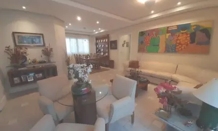 Casa à venda em São Francisco, duplex com quatro dormitórios.