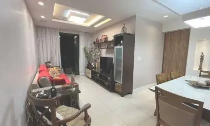 Imperdível: Apartamento de 3 quartos no Pé Pequeno, Niterói-RJ. 1 suíte, 1 sala, 3 banheiros, 2 vagas de garagem. Venha se encantar!