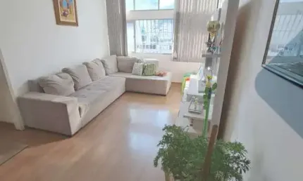 Apartamento à venda em santa rosa, niterói-rj, com 2 quartos, 1 sala, 2 banheiros, vaga de garagem e 70m². venha conferir!