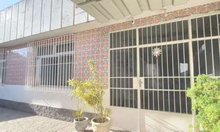 Casa com 2 quartos à venda no São Francisco, Niterói , 178 m2 por R$ 840.000