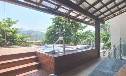 Casa em condomínio fechado com 4 quartos à venda no São Francisco, Niterói , 414 m2 por R$ 1.800.000