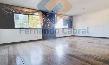 Apartamento à venda na Praia de Icaraí, com vista deslumbrante para o Mar.