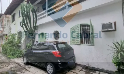 Magnífica casa à venda em santa rosa, niterói-rj: 4 quartos, 1 sala, 2 banheiros, 1 vaga de garagem, 180m² de área