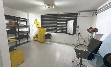 Sala Comercial Exclusiva em Condomínio de Luxo em Santa Rosa, Niterói - Oportunidade Única!