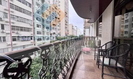 Imóvel de Luxo em Icaraí: Apartamento de 4 Quartos com 2 Suítes, 160m² e 2 Vagas de Garagem em Niterói-RJ