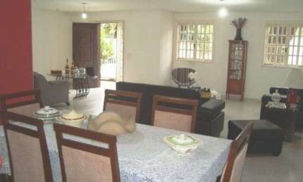 Imperdível oportunidade: Casa à venda em Niterói-RJ, bairro Fonseca, 3 quartos, 2 suítes, 4 banheiros, 4 vagas de garagem, 333m².
