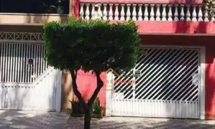 Sobrado com 3 dormitórios à venda, 244 m² por R$ 620.000,00 - Santo André - Santo André/SP