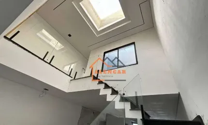 Sobrado com 3 dormitórios à venda, 211 m² por R$ 1.270.000,00 - Santo André - Santo André/SP