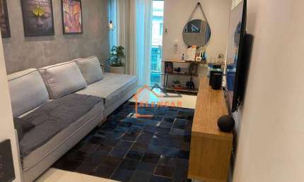 Sobrado com 3 dormitórios à venda, 140 m² por R$ 650.000,00 - Vila Carmosina - São Paulo/SP